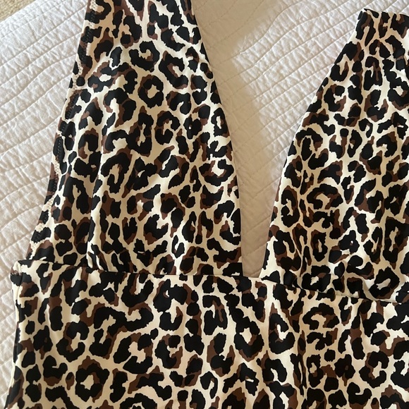 J Crew Factory Leopard 🐆 Swimsuit - Picture 3 of 7